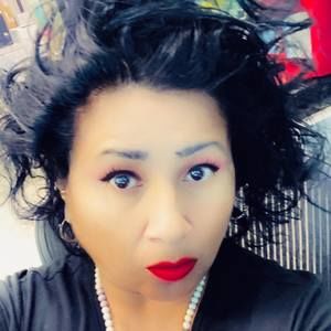 Meet your Posher, Antoinette